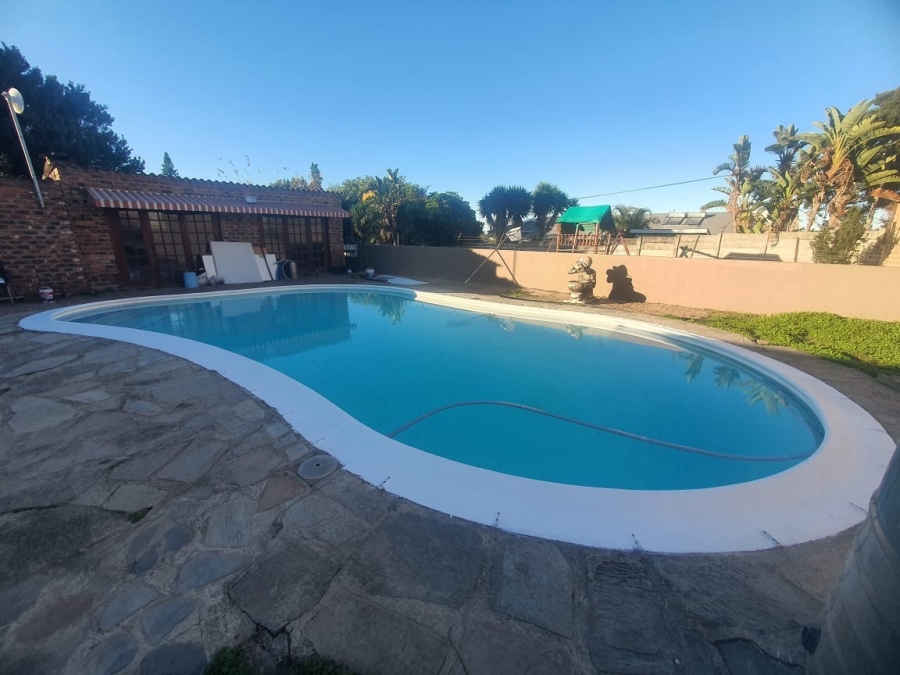 To Let 3 Bedroom Property for Rent in Beacon Bay Eastern Cape